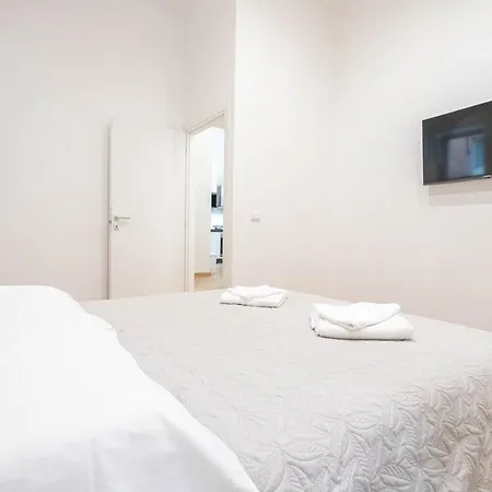 Indipendenza - Stylish & Aesthetic 2-bedroom Design Apartamento Perugia